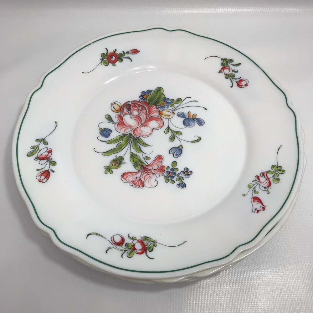 ARC Arcopal Provincial 4 10" Dinner Plates 1960’s
